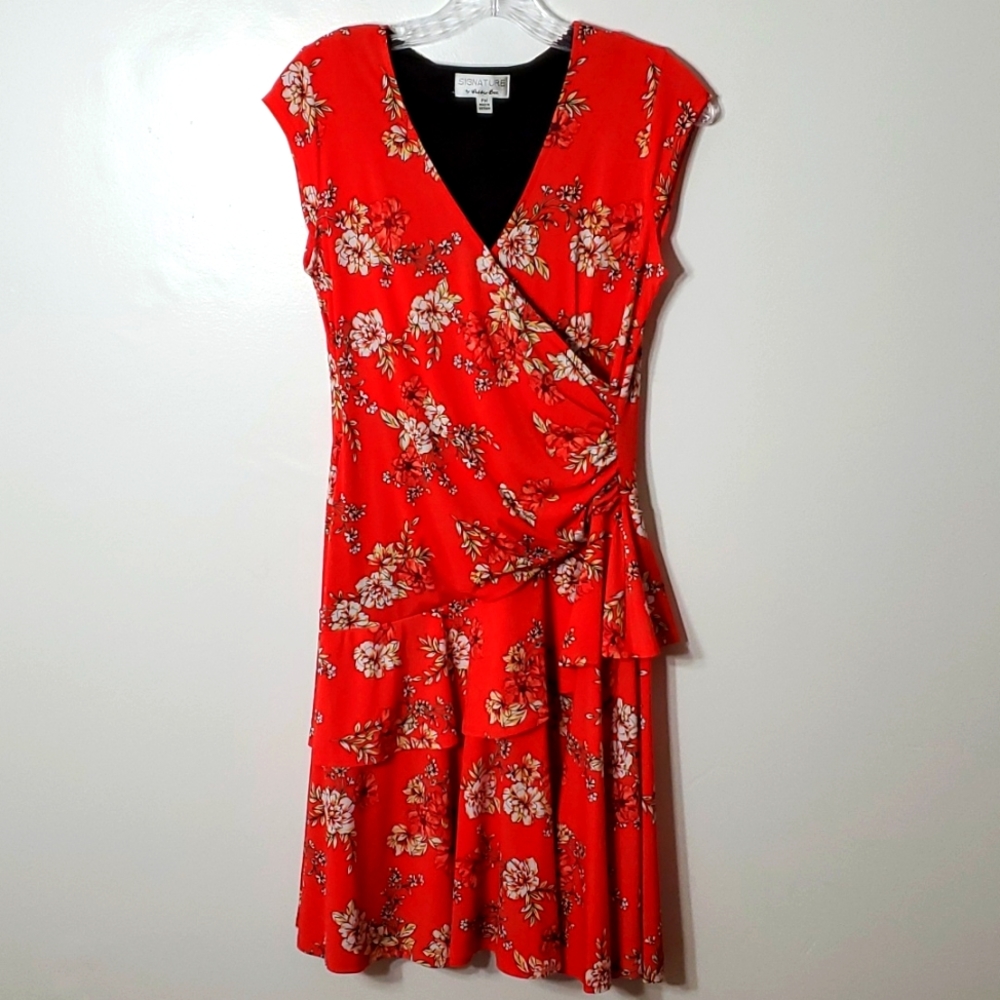 SIGNATURE  By Robbie Bee Red Floral Dress Women's Size Petite Medium